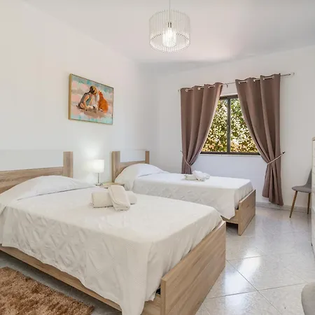 Holiday home Nogueiras Lagoa (Algarve)